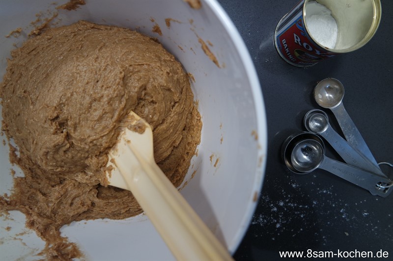 Mit diesem Honigkuchenrezept holst Du Dir die Niederlande nach Hause. Schmeckt lecker und hilft super gegen Fernweh. Honigkuchen wie in den Niederlanden. Schmeckt lecker und hilft super gegen Fernweh.