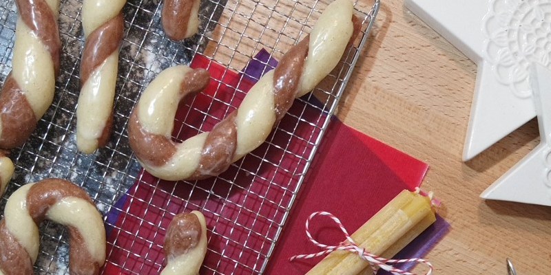 Rezept für einfache Quark-Öl-Teig Zuckerstangen. Mit Zutaten die man fast immer im Haus hat, schnell und einfach selbstgemacht.